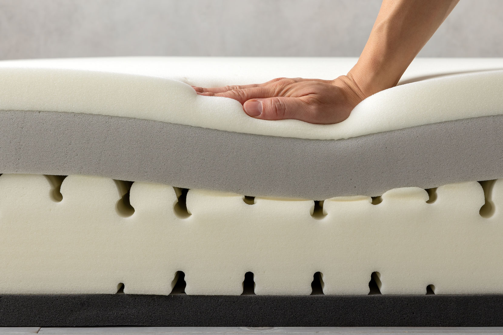 多層構造のウレタンマットレス