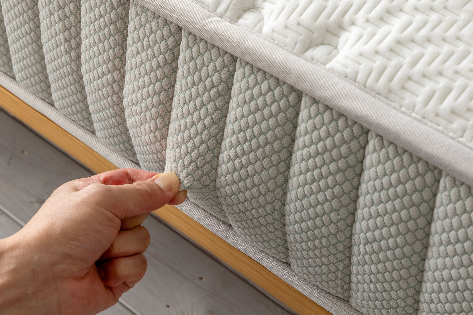 側面生地の伸縮性