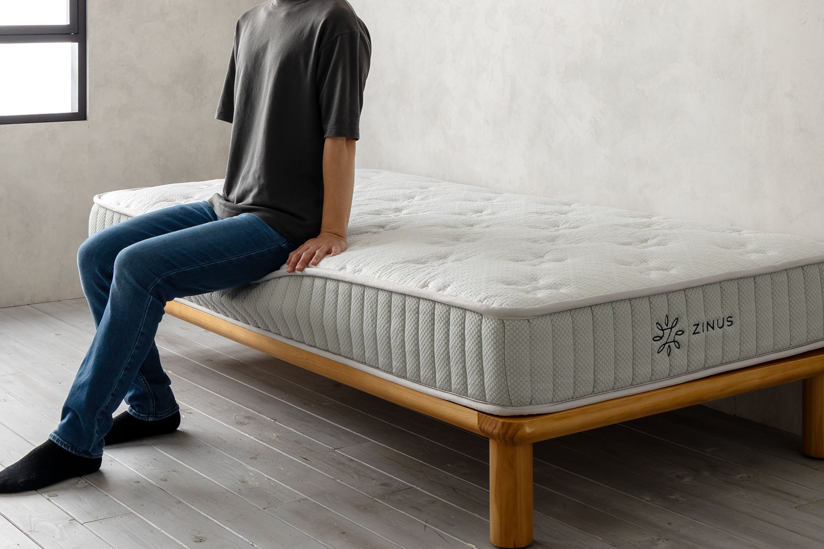 座位での沈み込み