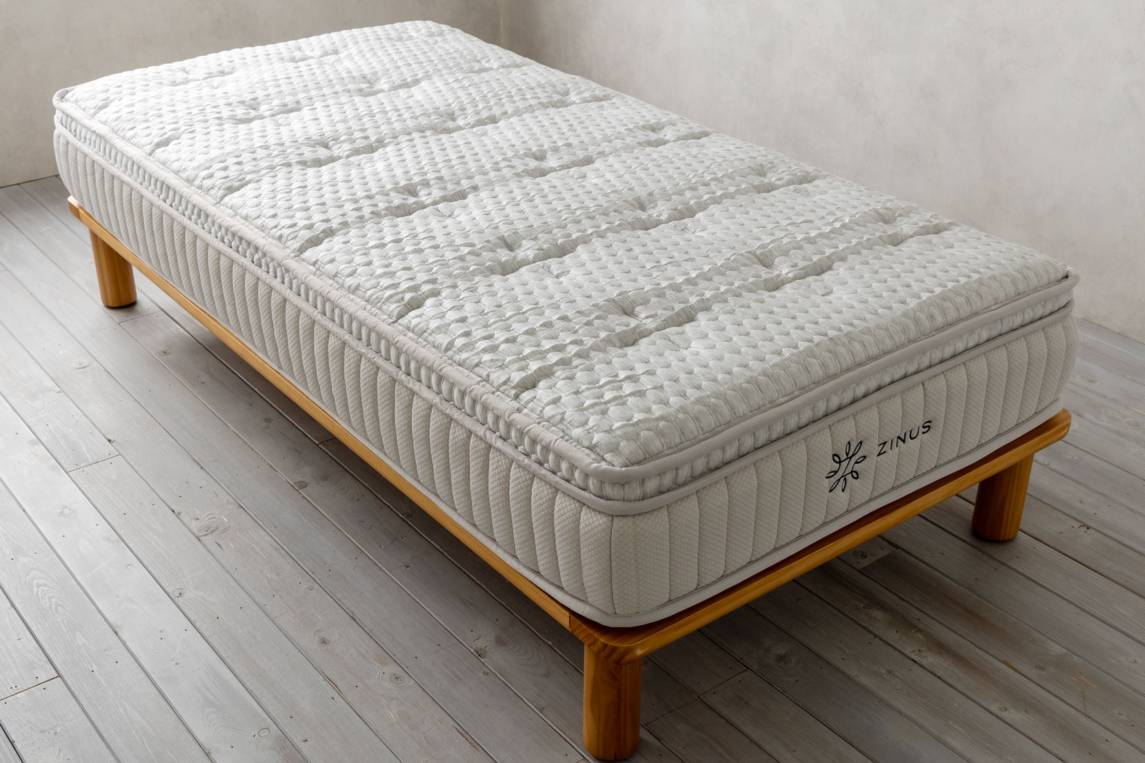 Ultima Luxeの外観