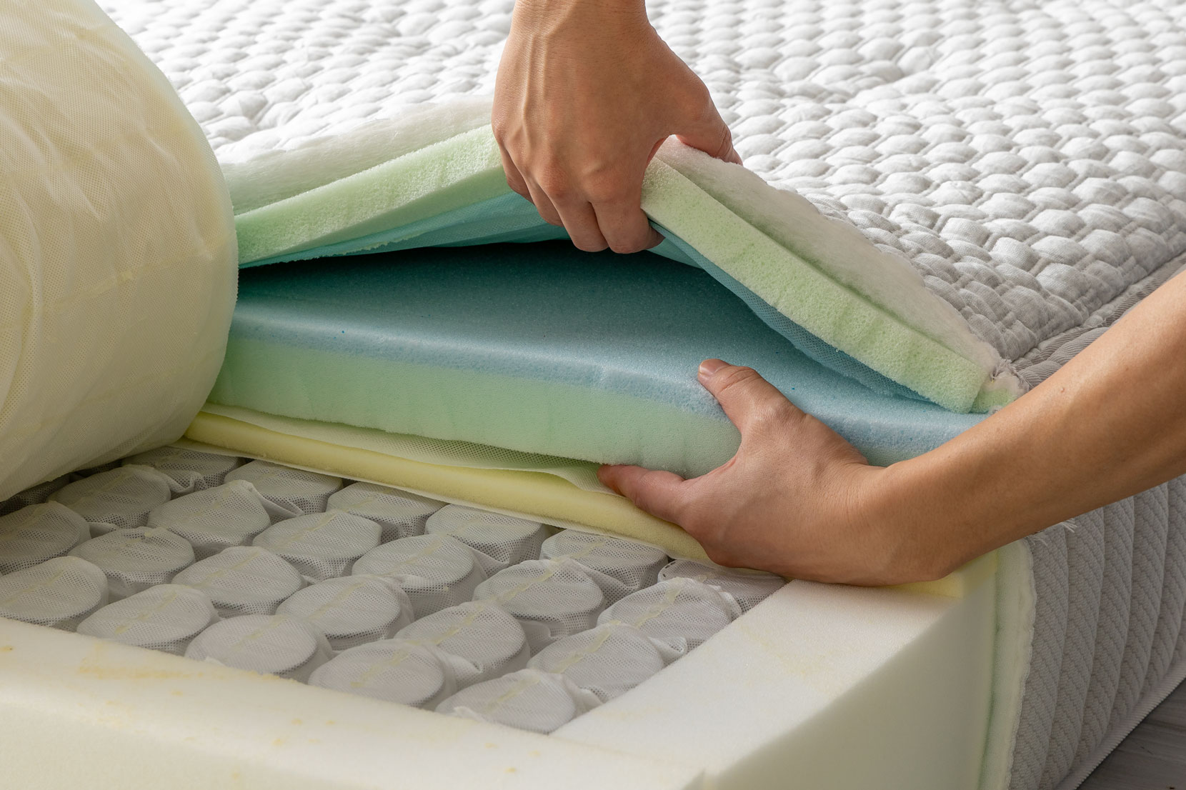 体温調節メモリーフォーム(青色)、GreenTeaベースフォーム(緑色)