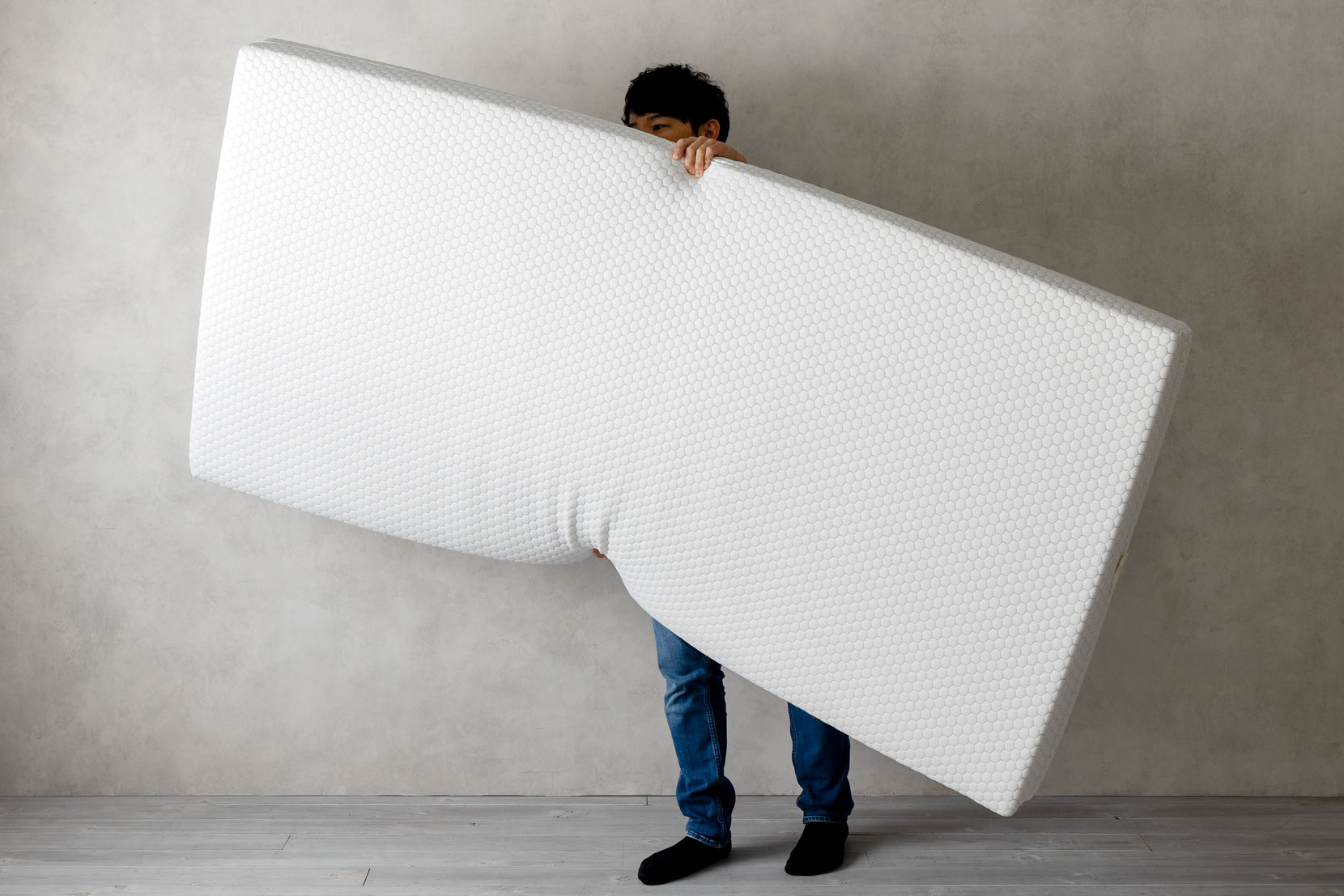 カリモク Mofmo マットレスの持ち運び