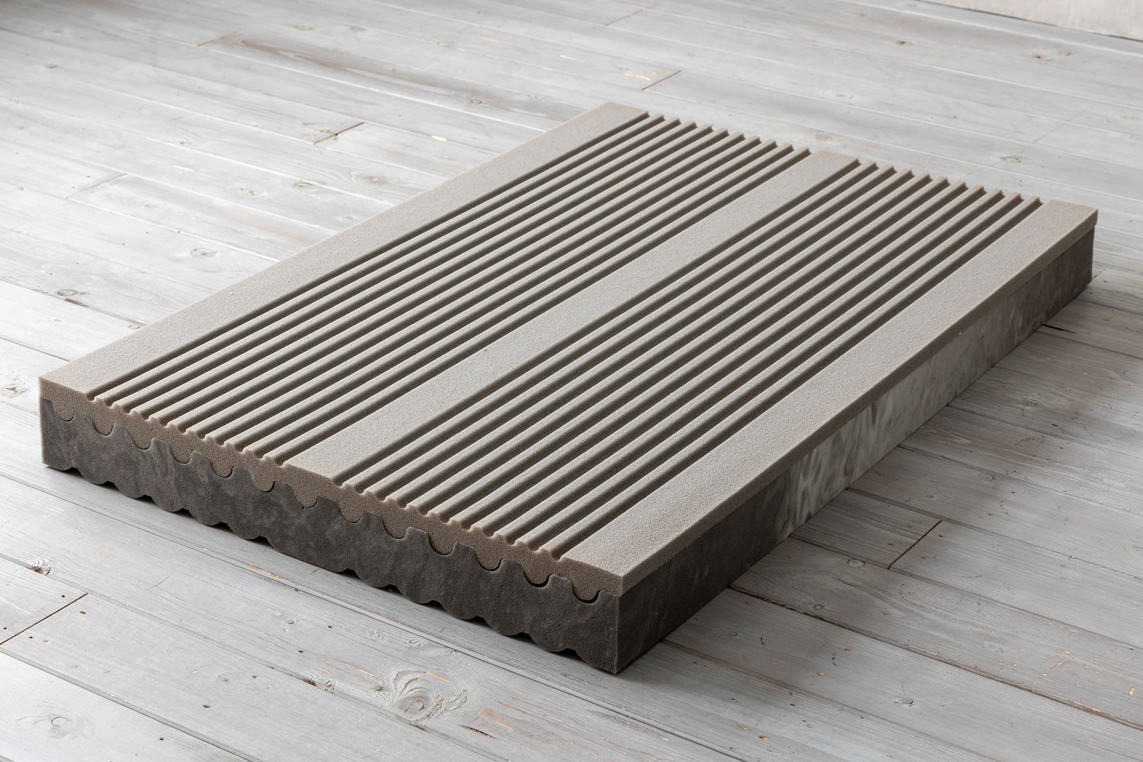 ふつう・かためのウレタン