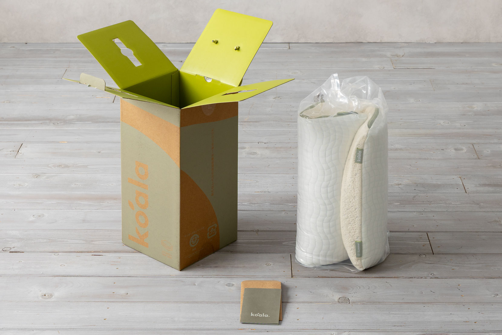 ピロー本体と取扱説明書