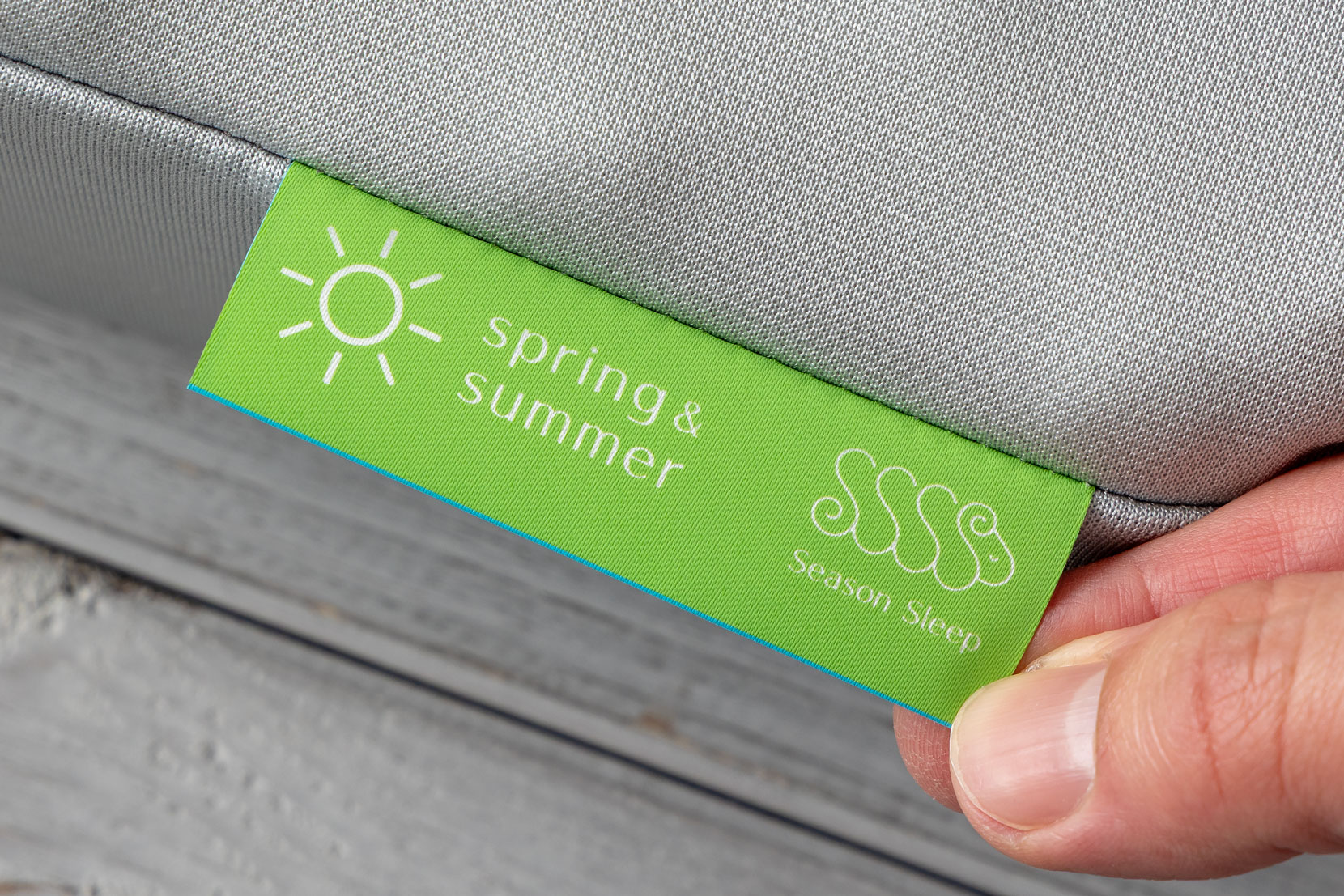 春夏面のラベル