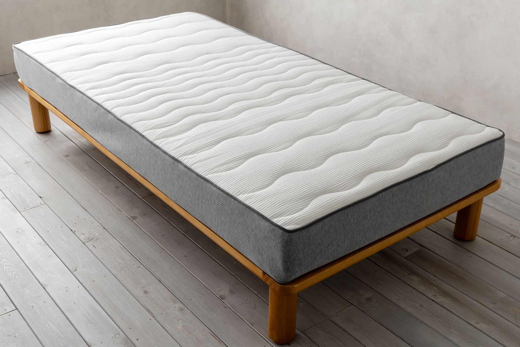 雲のやすらぎプレミアム マットレスⅡの外観