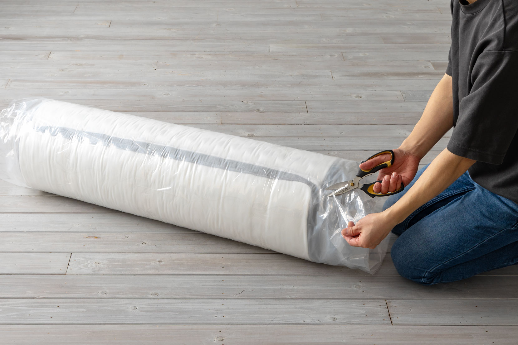 ビニールを切る